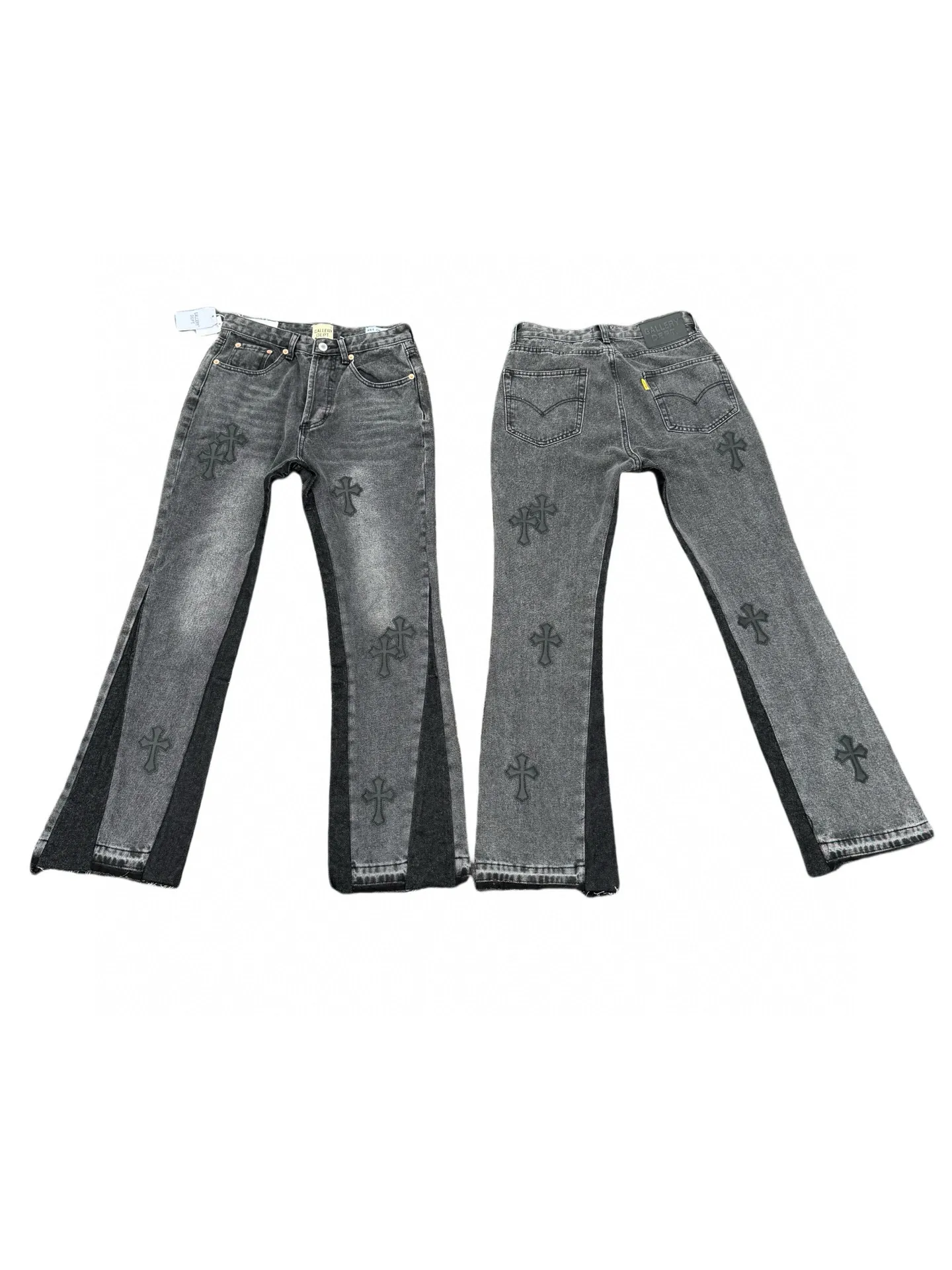 P260💰G99 GALLERY DEPT. Crow's leather cross denim bell-bottoms washed distressed spliced ​​jeans denim washing factory. During the process, the owner of the washing factory helped introduce a boss who once worked at Levi's OEM factory and then started his own business. This also paved the way for the following styles. Therefore, Levi's remodeled single product for the base plate is really familiar. Whether it is the fabrics supplied or the lathes used in production, there is nothing to choose from. -Color: Black -Size: S-XXL (corresponding to 28-36)